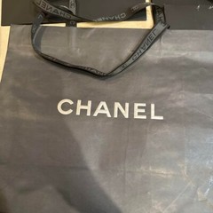 [Bulk Sale] Chanel Black & White Paper Gift Shopping Bags various size Authentic