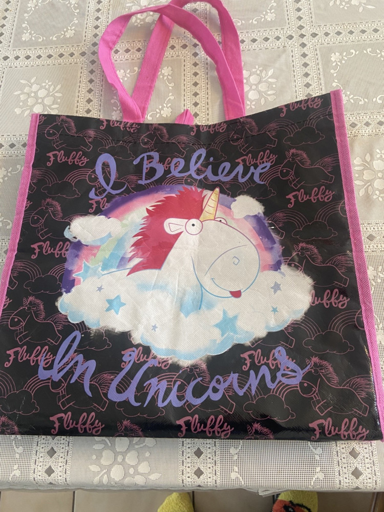 Despicable Me – Unicorn Fluffy “I Believe In Unicorns” Vinyl Tote-USED