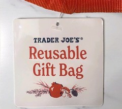 Trader Joe’s Reusable Gift Bags Holiday 2025 Set Of 2 White Pink Lot SOLD OUT!