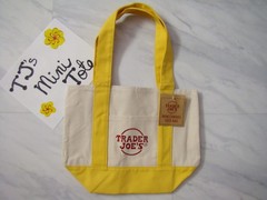 New Trader Joe’s Yellow Mini Canvas Reusable Tote Bag Limited Edition