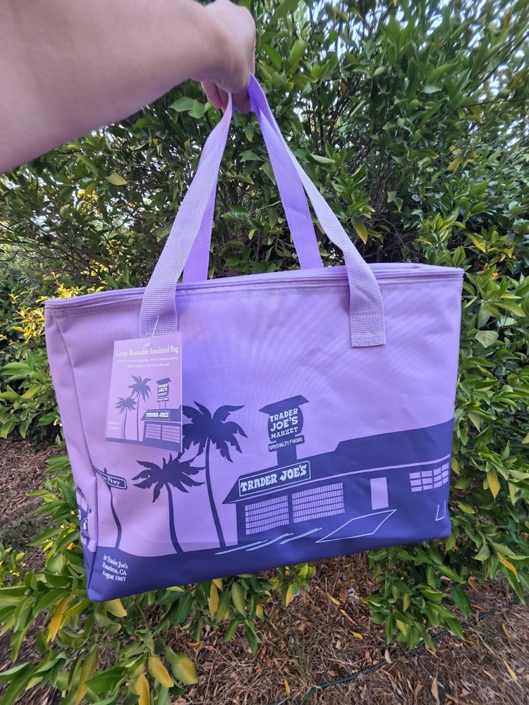 ⚡️ Trader Joe’s purpleTote Insulated Freezer Cooler Bag 💜