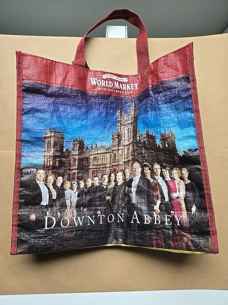 Downton Abbey Tote Bag Reusable World Market Red/Burgundy Pre-owned Clean 2013
