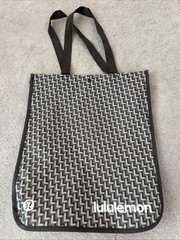 Lululemon Large Holiday 2025 Logo Light Reusable Shopping Bag New
