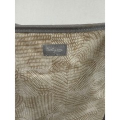 Thirty-One Round Utility Tote Bag Tan Gray Geometric Print Mesh Pocket Organizer
