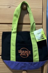 Trader Joe’s 🎃 Trick Or Treat 🎃 Mini Tote Bag – Black / Purple / Green