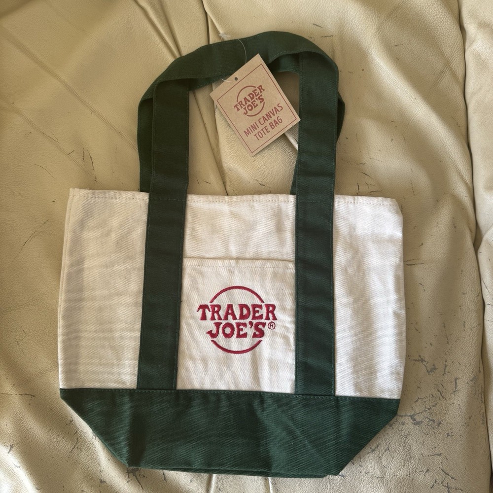 International Shipping- Trader Joe’s Holiday 2025 Green Mini Canvas Tote Bag