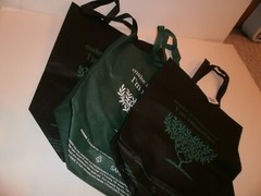 3 reusable shopping bag green and black 14″ w x 15″ H x 8 1/2″ Deep