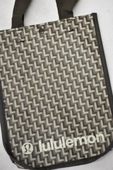 Lululemon Tote Bag Reusable Snap Closure Shopper Bag 9″ Wide x 12″ Tall