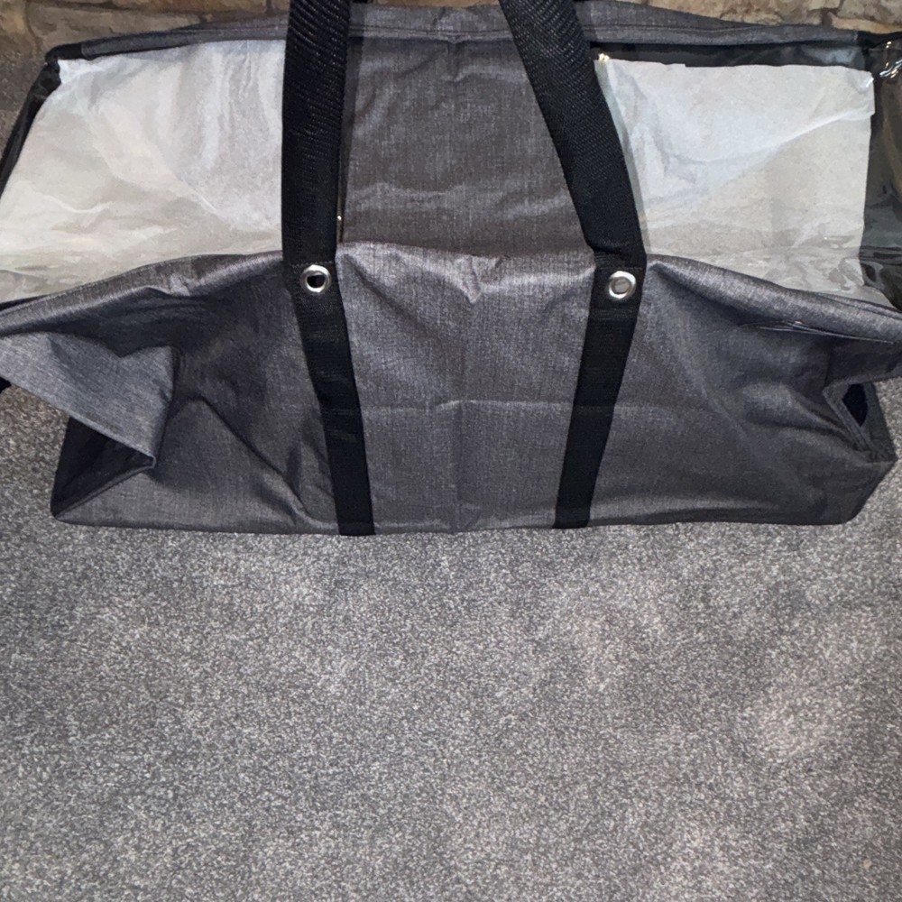 31 Gifts Large Gray/Black Polyester Travel Duffle Bag w/ Wheels; Zipper,36x16x16