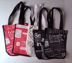 Set of 5 Lululemon Reusable Shopping Bags Red White Black 12″ X 9 1/4″