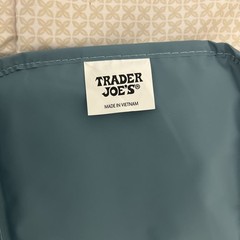 Trader Joe’s Teal Limited Edition Reusable Insulated Shopping Eco Bag 8 Gal NWT