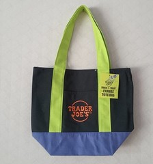 NEW Trader Joe’s Trick or Treat Canvas Halloween Tote Bag Green Black Purple