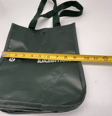 Lululemon Reusable Shopping Tote Bag Green Double Top Handles Snap Lunch Bag