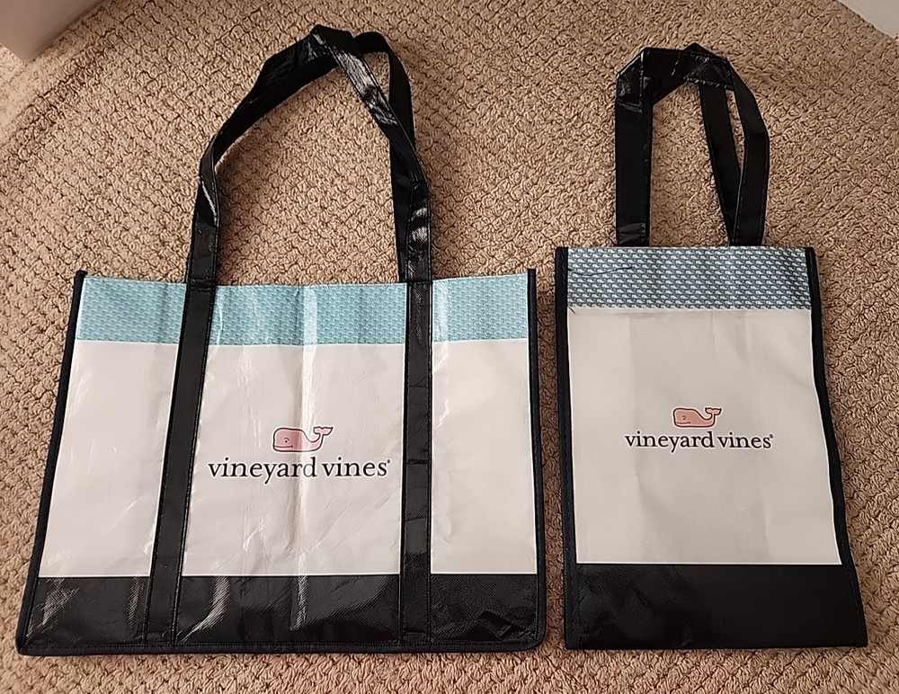 VINEYARD VINES Whale Logo Reusable Shopping/Beach & Lunch/Gym Tote Bag Set