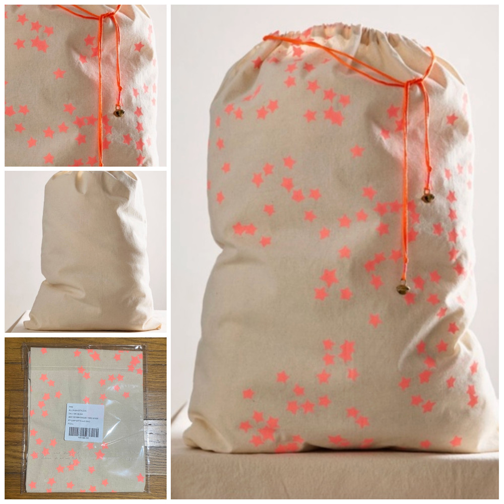 Free People Large Reusable Holiday Gift Bag Tote – Pink Stars NEW