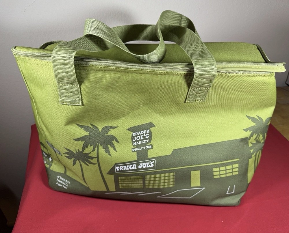 Trader Joe’s LIMITED EDITION Olive green XL large insulated cooler bags