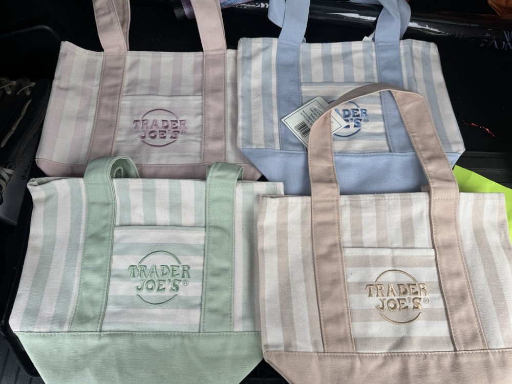 Trader Joe’s Mini Pastel Stripe Canvas Tote Bag Limited Edition Set Of 4