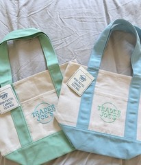 Trader Joe’s Mini Pastel Canvas Tote Bags 2 Pack Foldable Color Block Small