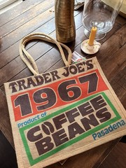 *Adorable* Roomy Trader Joe’s Vintage Vibe Coffee Reusable Tote Bag — NWT