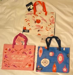NEW! Limited Holiday Trader Joe’s Reusable Shopping Tote Bags Set if 3 ~Dec 2025