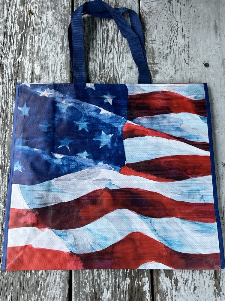 NEW 1 XL TJX Honor our COUNTRY 🇺🇸 FLAG 🇺🇸BAG Patriotic Shopping Gift Bag