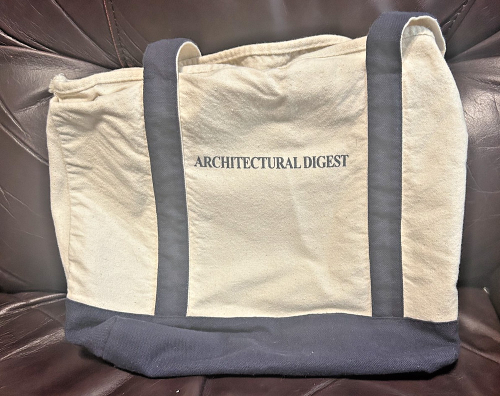 TOTE BAG BY ARCHITECTURAL DIGEST WHITE/DARK BLUE
