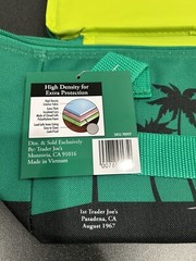 Set 2 LIMITED EDITION Holiday 2024 TRADER JOE’s Mini Insulated Tote Bags NWT