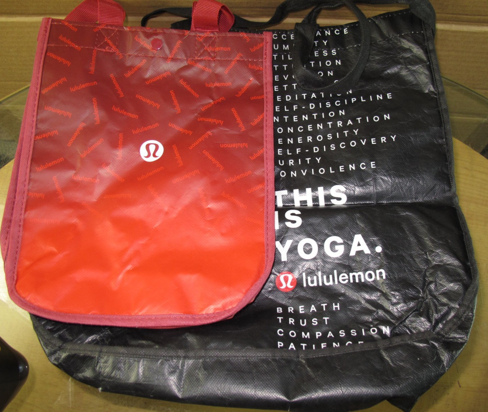 Lululemon Large And Medium Reusable Shopping Bags Black And Red Lot Of 2