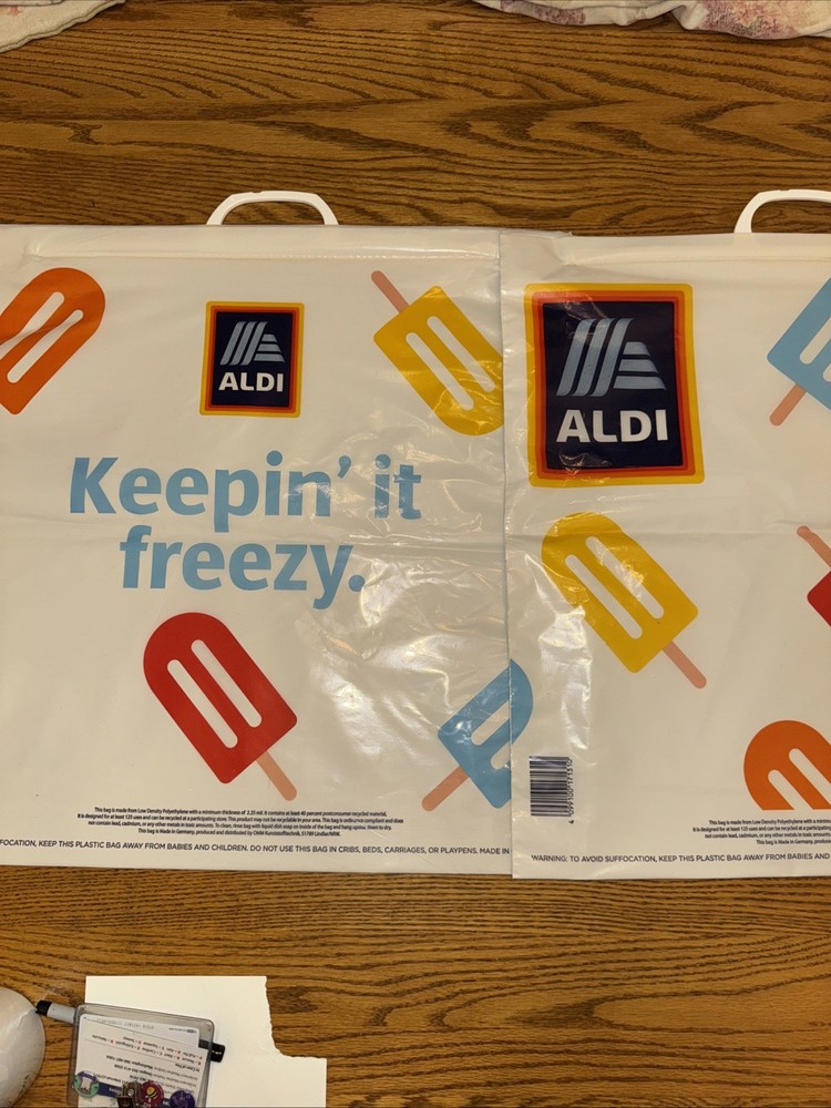 Lot Of 2 NEW ALDI Reusable Large Keepin It Freezy Logo Cold Bags Made In Germany