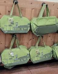 NWT! OLIVE GREEN! Large Trader Joe’s Insulated Cooler Bag