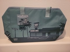 NWT TRADER JOES LARGE 8 GALLON REUSABLE INSULATED COOLER BAG EMERALD GREEN