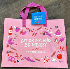 Trader Joe’s Reusable Holiday🎄Small Gift Bags Set Of 3 New Release2024/with Tag