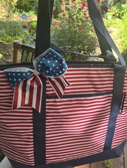 Member’s Mark Dual Carry Insulated Shopper Tote Patriotic Style Red White Blue