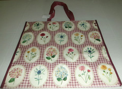 Reusable Tote Bag ~ 19″ X 18″ X 7″~ PRETTY SUMMER FLOWERS ~By Homegoods