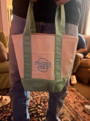 Trader Joe’s Reusable Shopping Tote Bag Pink & Green Small 11 x 13 x 10 in