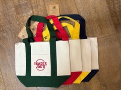 BRAND NEW TRADER JOES CANVAS MINI TOTE BAG (SET OF 4) – BLUE RED YELLOW GREEN
