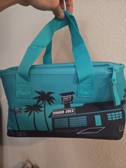 TRADER JOES PINK AND TEAL LIMITED EDITION MINI INSULATED BAGS. SET OF 2 NWT