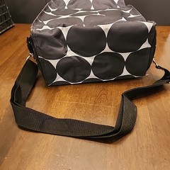 Thirty One 31 Insulated Cooler Shoulder Strap Tote Bag Black White Polka Dot