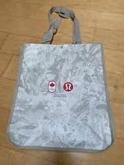 2x LULULEMON TEAM CANADA Beige Reusable Shopping Gym Lunch Bag Large AND Small