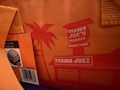 Trader Joe’s Insulated Mini Tote Cooler Bag Orange Green BRAND NEW WITH TAGS!