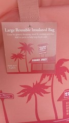 NEW Trader Joes Large Insulated Reusable Tote Bag 8 Gallon Peach Cooler Bag!