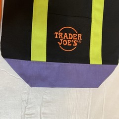 2 Genuine Trader Joes Trick Or Treat Mini Bags Orang/Black Black/Purple/Lime SEE