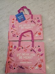 2 Trader Joe’s Christmas Holiday Pink Reusable Gift Bag Eat Drink and Be Merry
