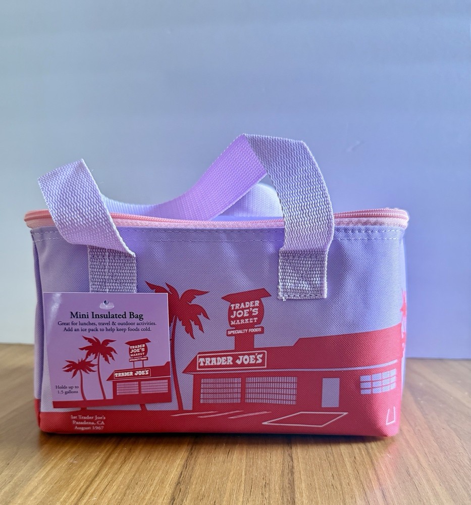 Trader Joe’s PURPLE PINK Palm Tree Mini Insulated Cooler Bag NWT Limited Ed 2026