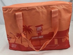Limited Edition Trader Joes Large Insulated Reusable Tote Bag Peach