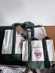 Trader Joe’s Reusable Logo Canvas Tote Bag Large White Green Red 2-Pack