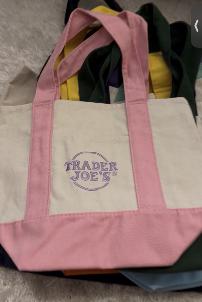 Trader Joe’s Foldable Canvas Reusable Shopping Bags Multicolor Color Block