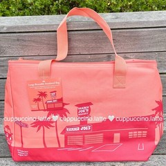 NWT Trader Joe’s 2025 Large Reusable Insulated Cooler Tote Bag in Peach Pink