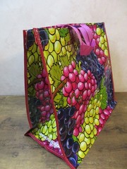 Wine Grapes Vineyard Heavy Duty Reusable Tote Shopping Bag 16″ X 16″ X 9″
