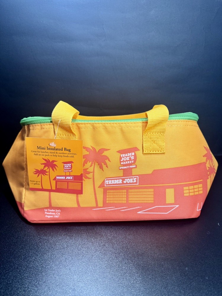 Trader Joe’s – Mini Insulated Bag – Orange/Green – 10″ x 6″ x 6″ – 1.5 gal